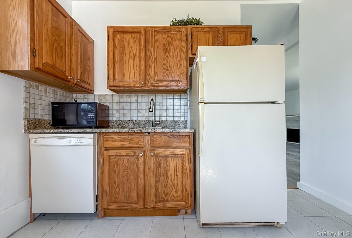 615 Smith Street Property Photo 8