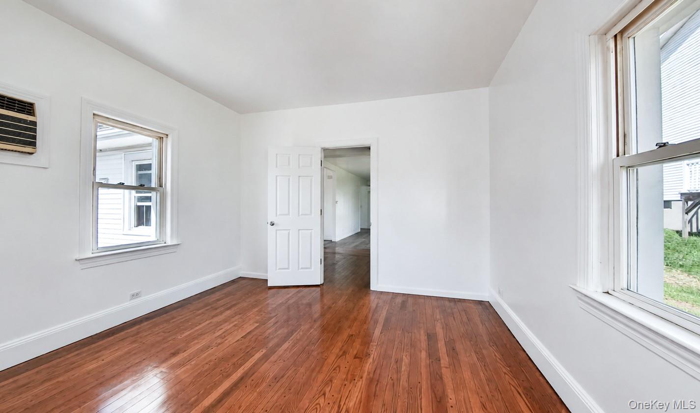 615 Smith Street Property Photo 14