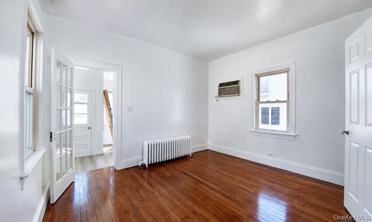 615 Smith Street Property Photo 15