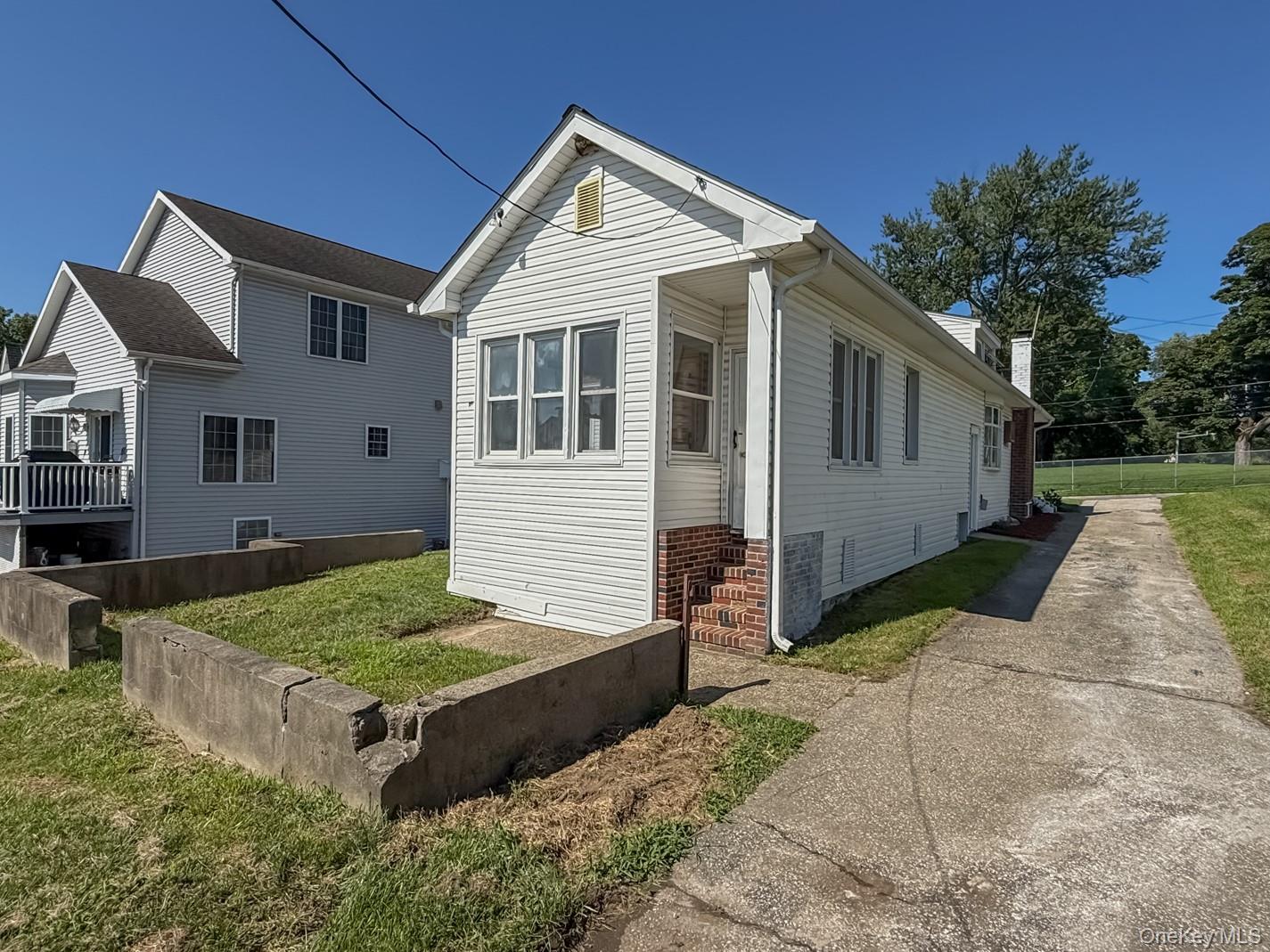 615 Smith Street Property Photo 25