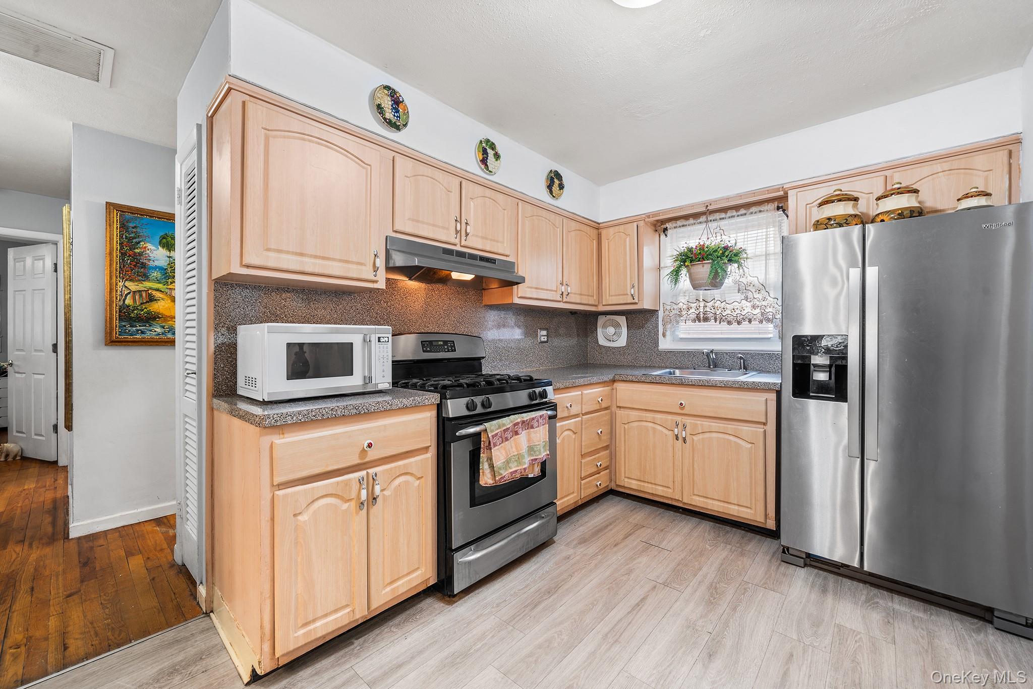 44 Belmont Boulevard Property Photo 9