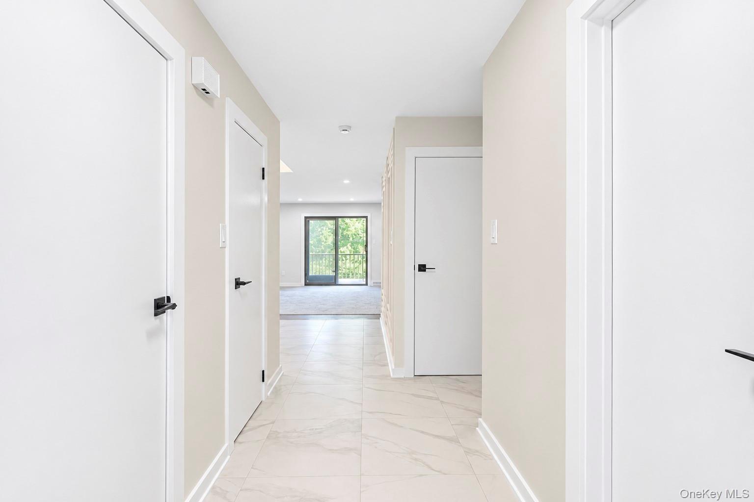 95 Windsor Gate Drive Property Photo 7