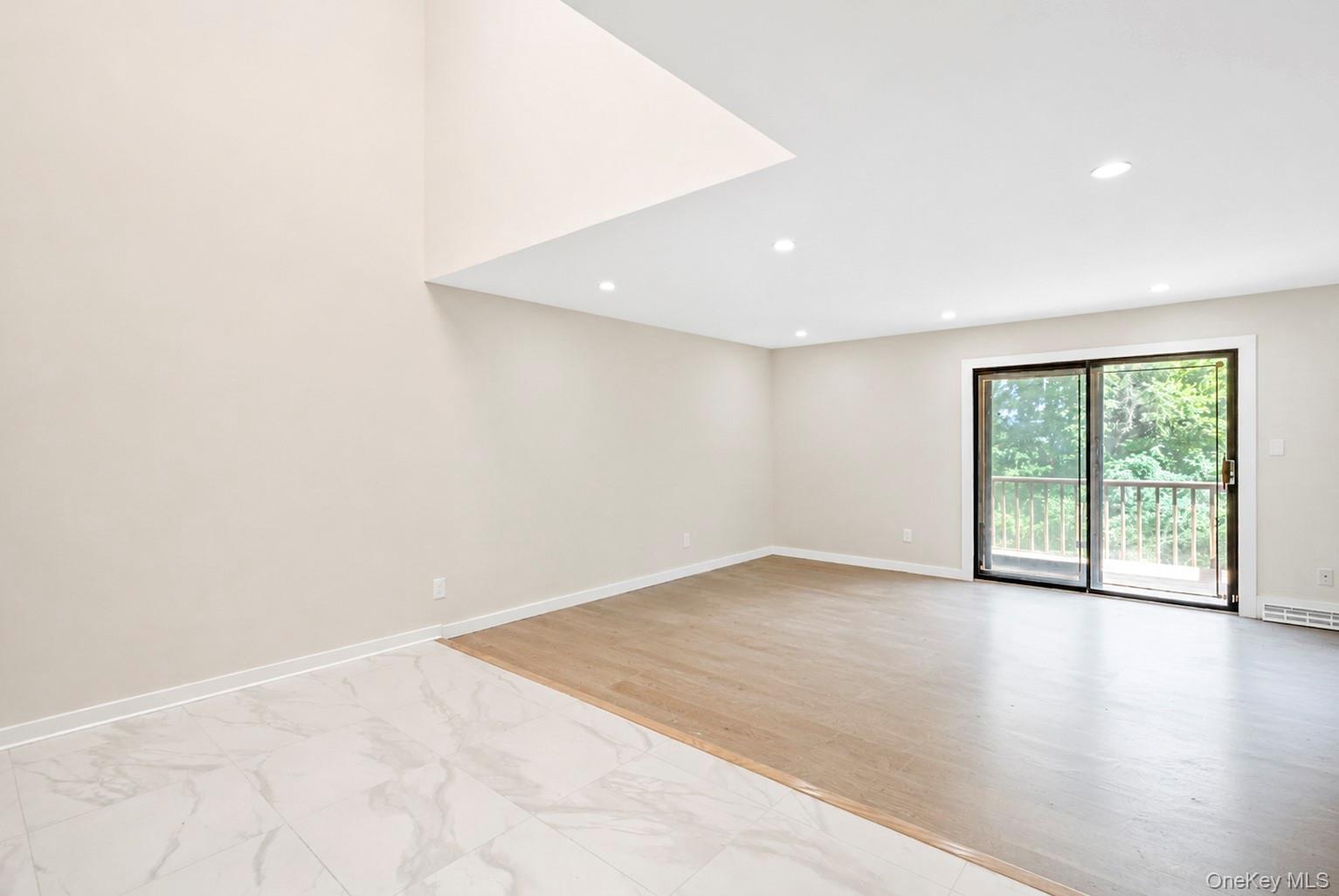 95 Windsor Gate Drive Property Photo 16