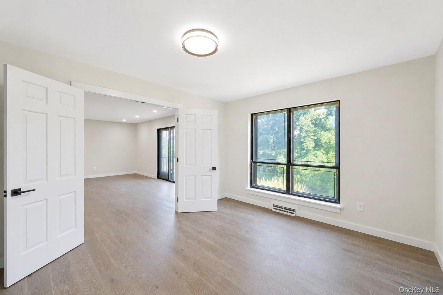 95 Windsor Gate Drive Property Photo 24