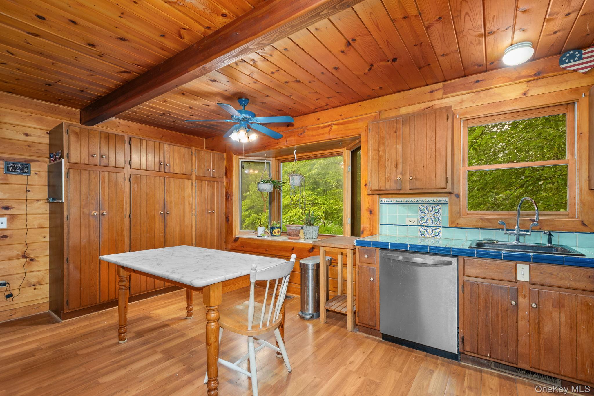 12 Rebecca Drive Property Photo 16