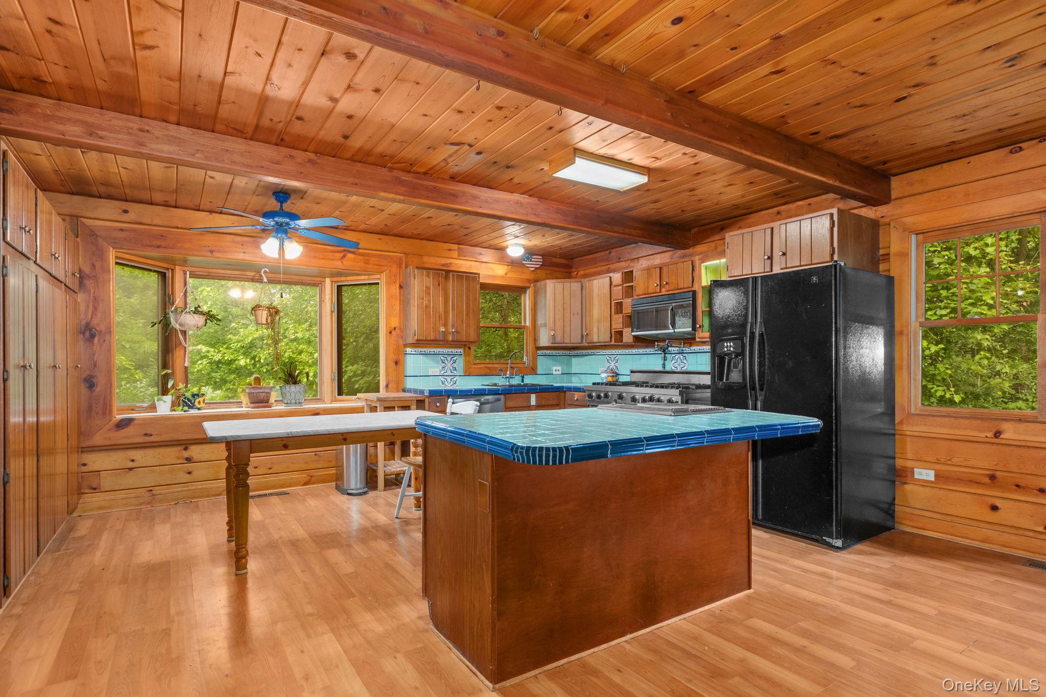 12 Rebecca Drive Property Photo 19