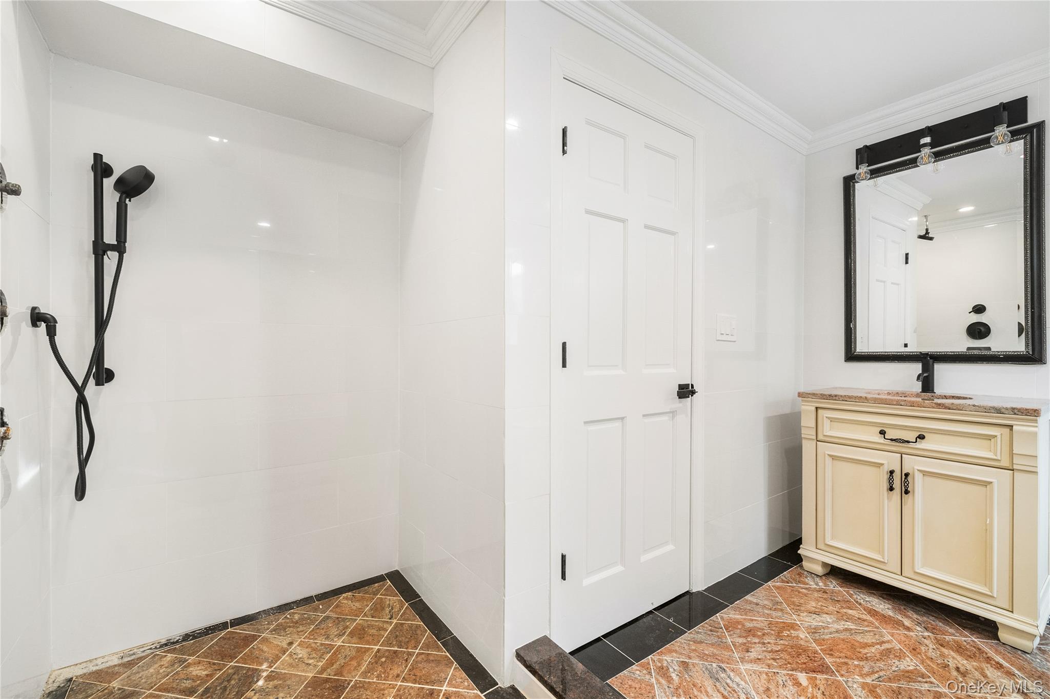 15 Cobblestone Lane Property Photo 28
