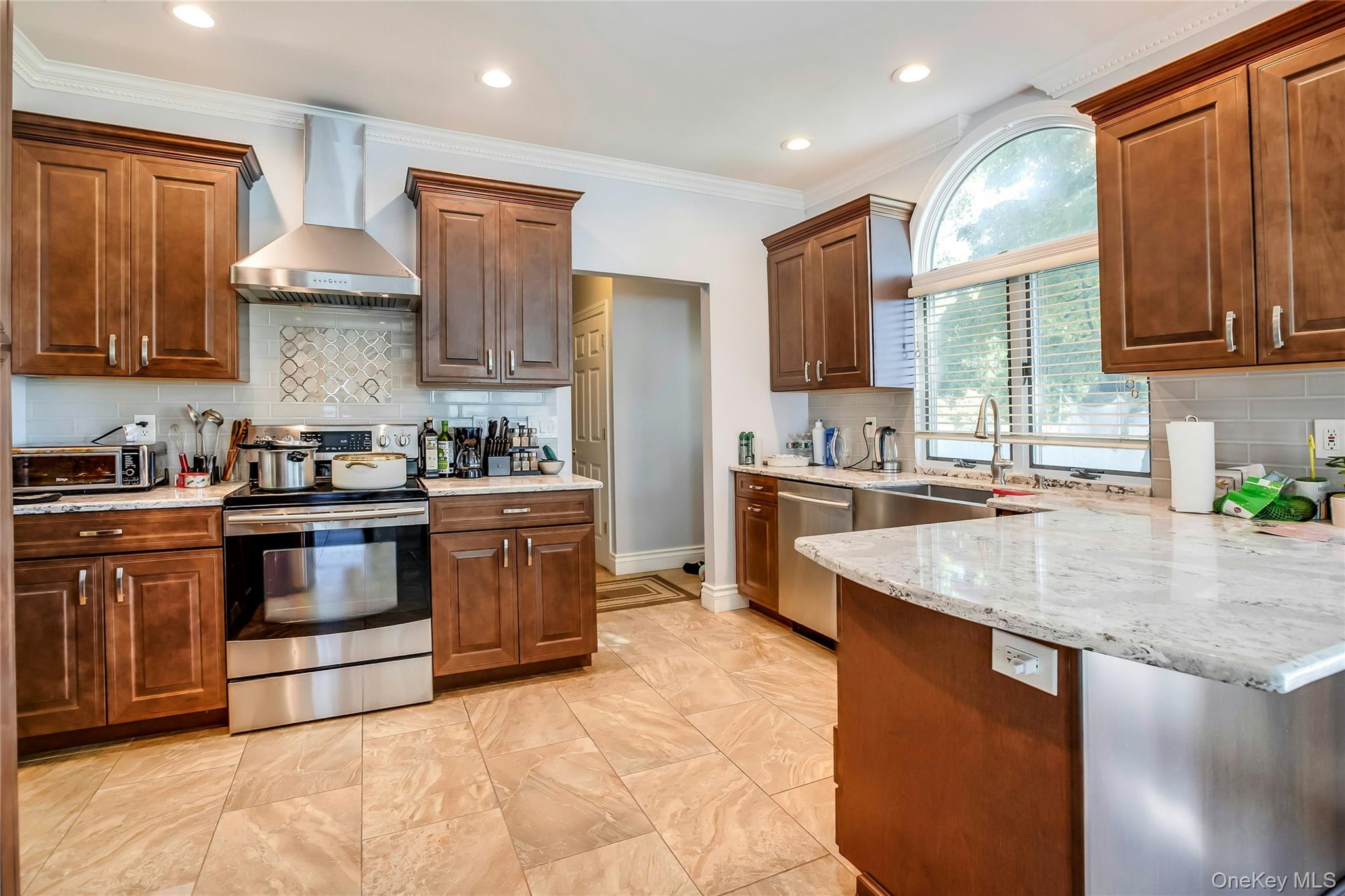 11 Raphael Boulevard Property Photo 11