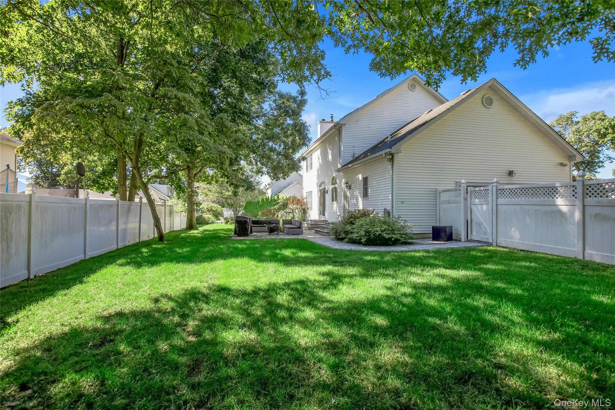 11 Raphael Boulevard Property Photo 26
