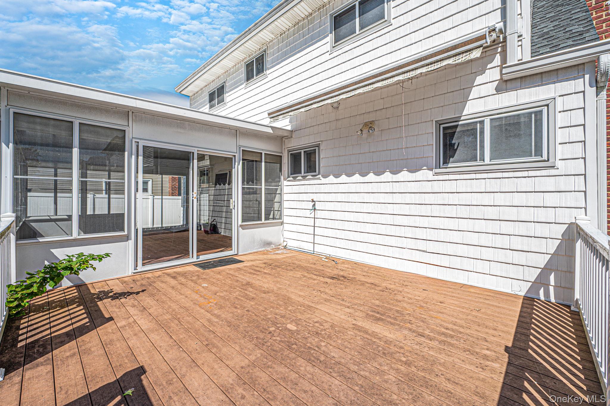 1032 N Hamilton Avenue Property Photo 40