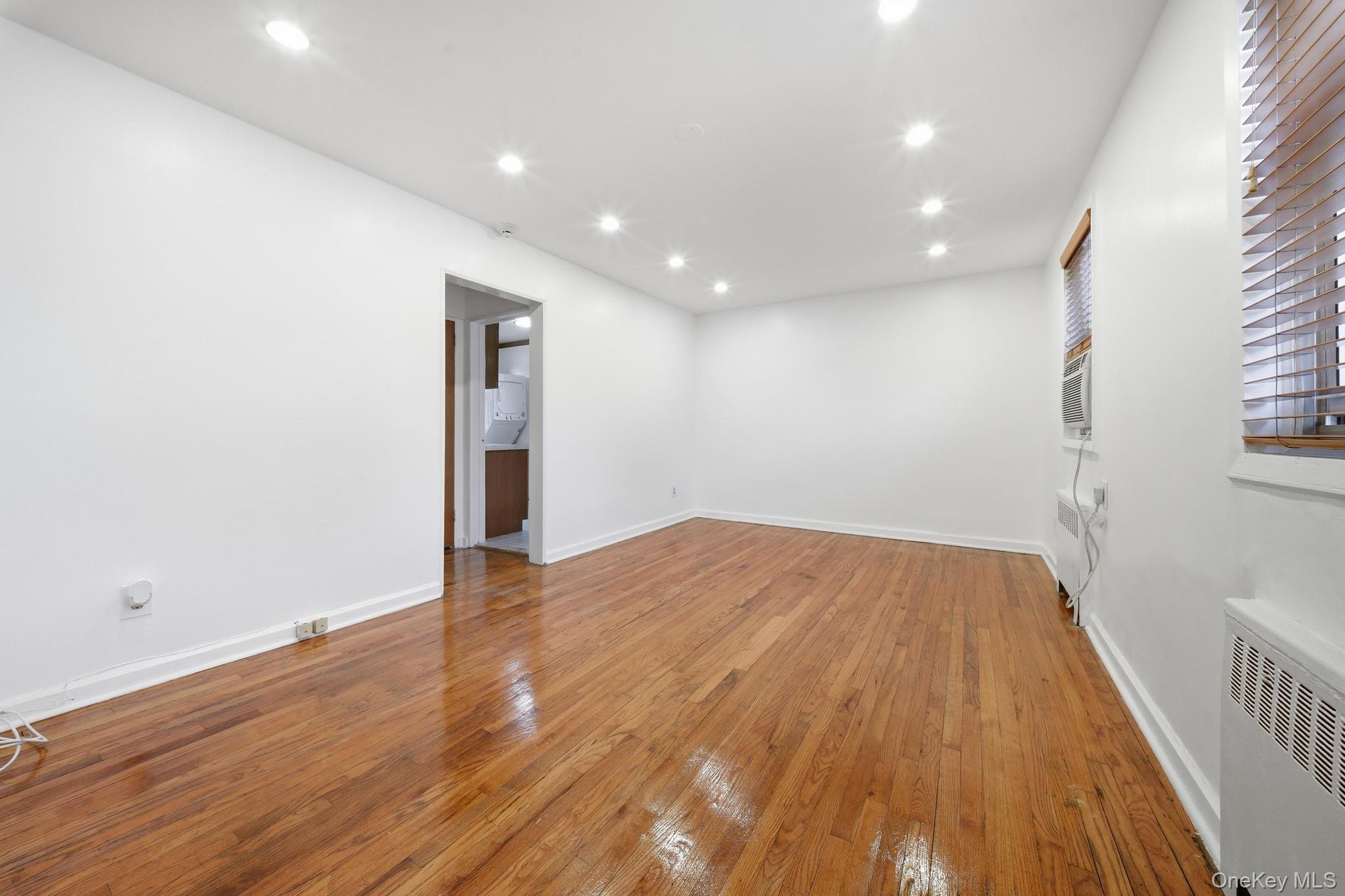 131-45 234th Street Upper Property Photo 2