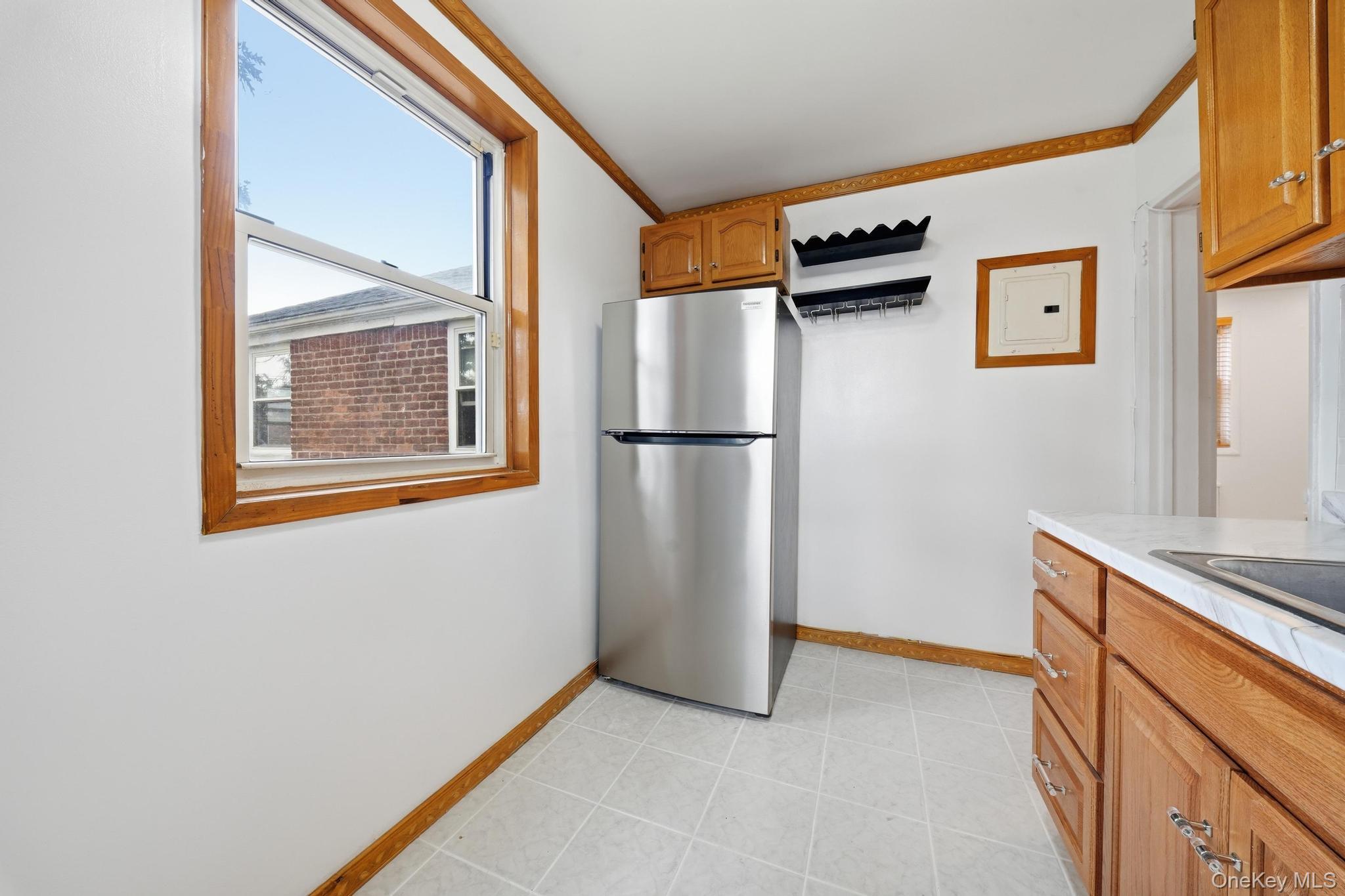 131-45 234th Street Upper Property Photo 6