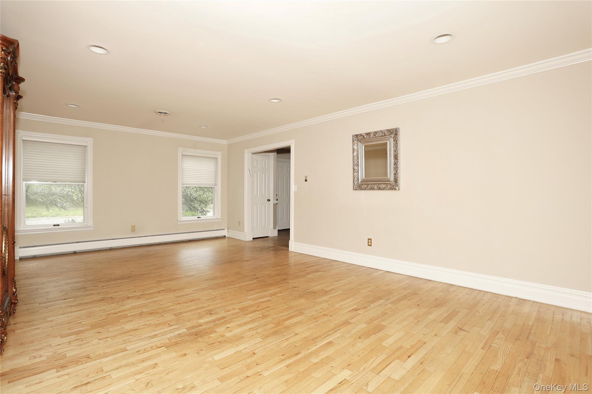 6 Nicole Way Property Photo 6