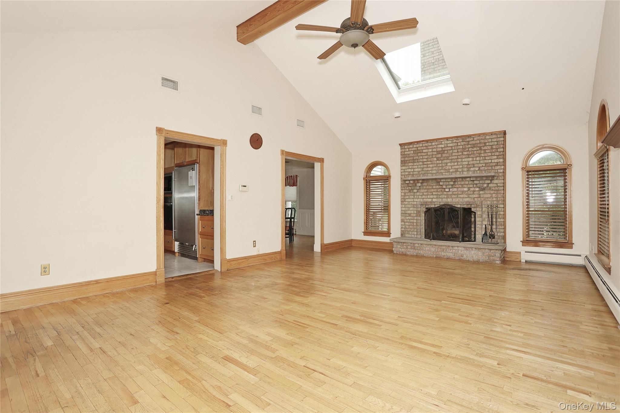 6 Nicole Way Property Photo 9
