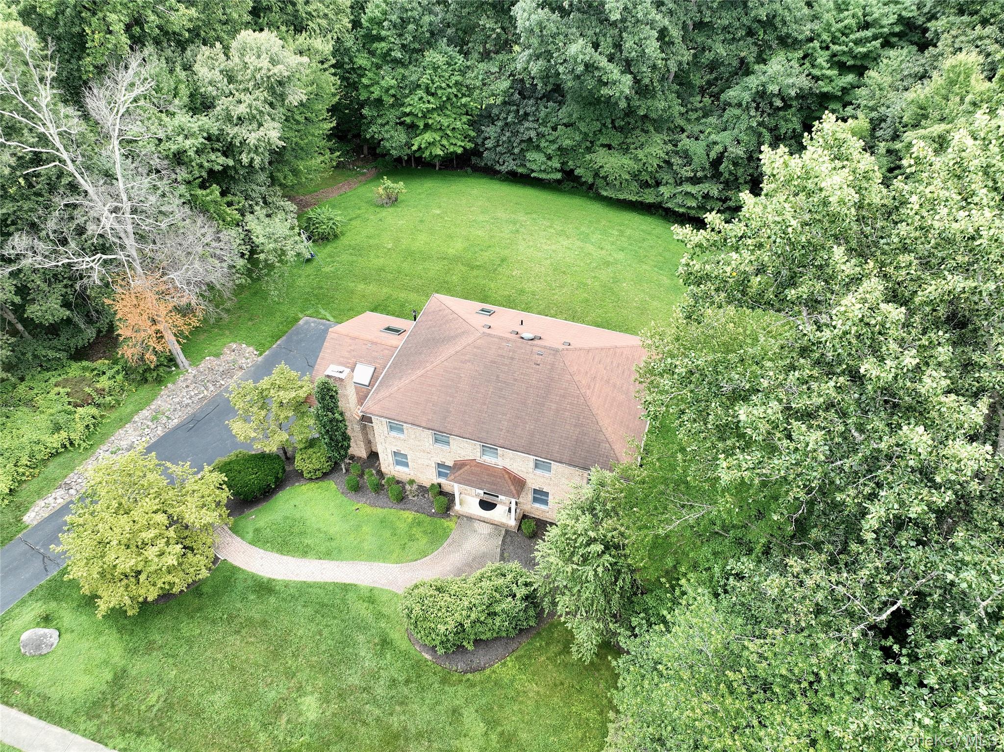 6 Nicole Way Property Photo 31