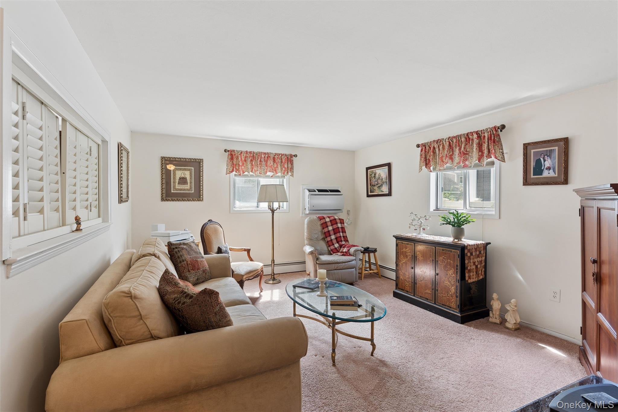 1928 Gormley Avenue Property Photo 3
