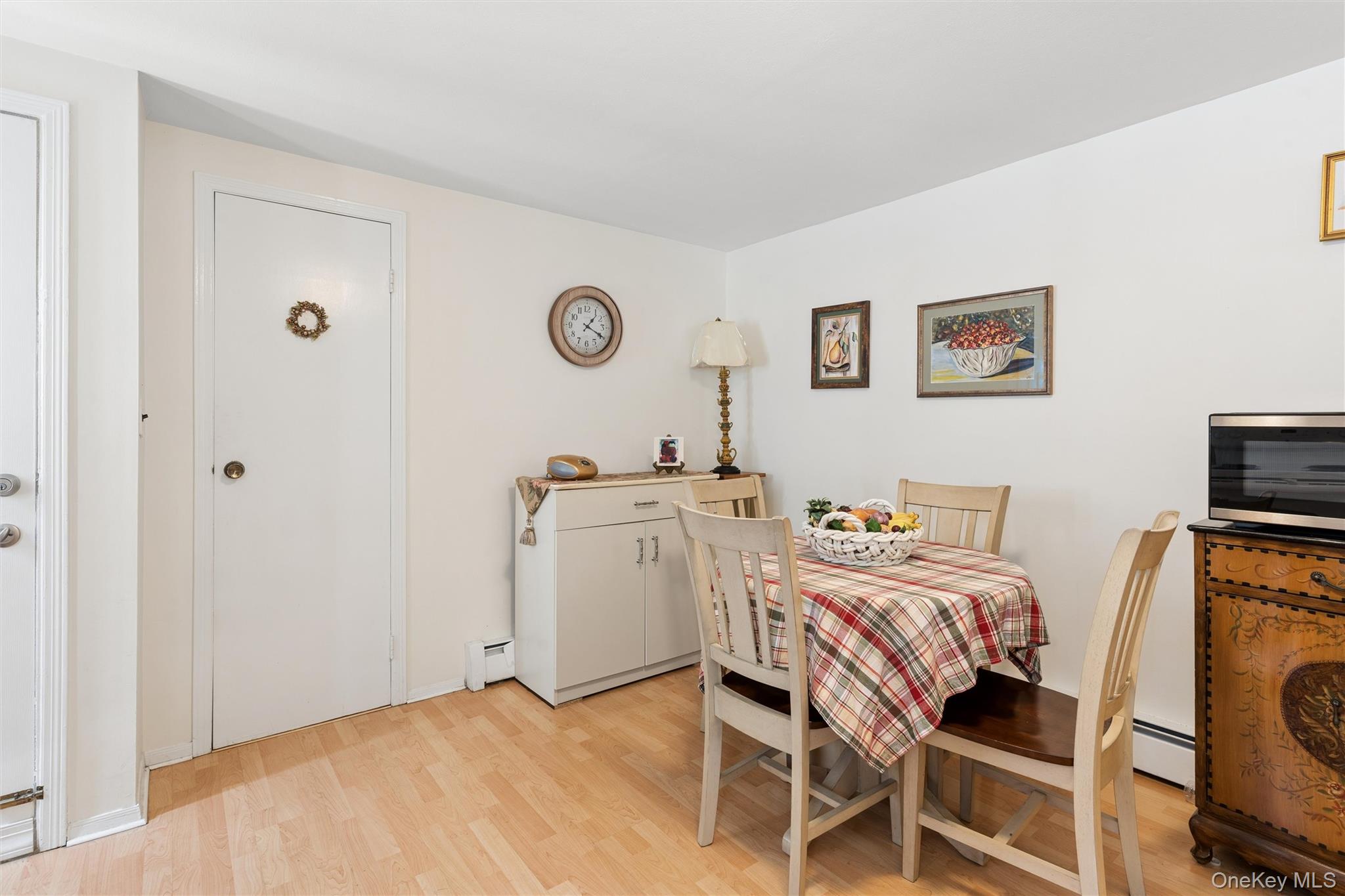1928 Gormley Avenue Property Photo 5