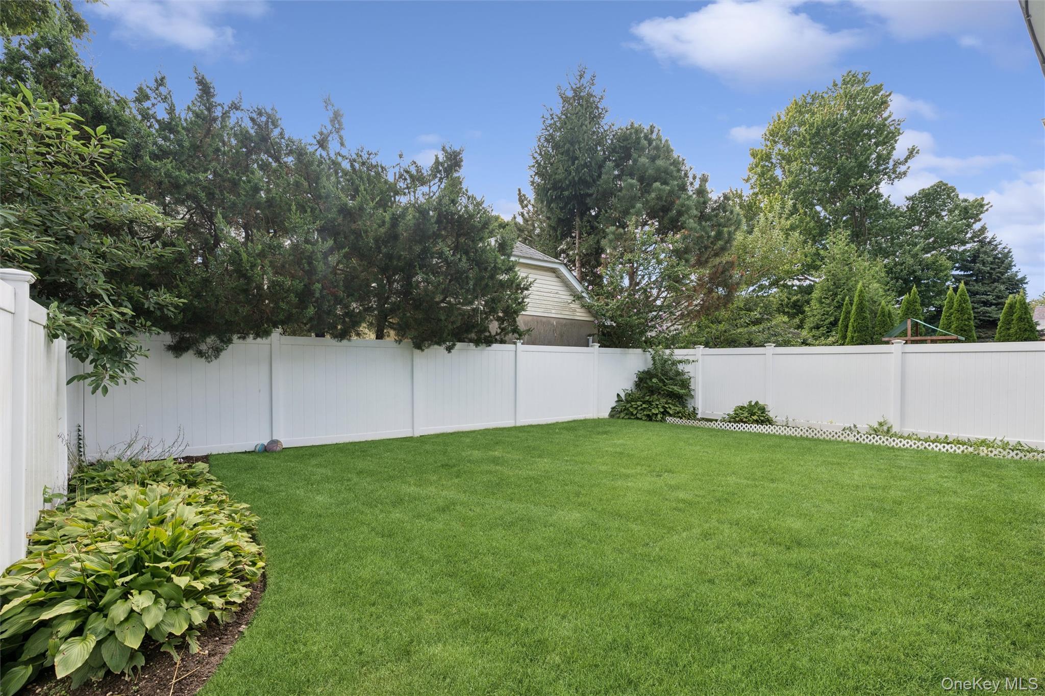 1928 Gormley Avenue Property Photo 19