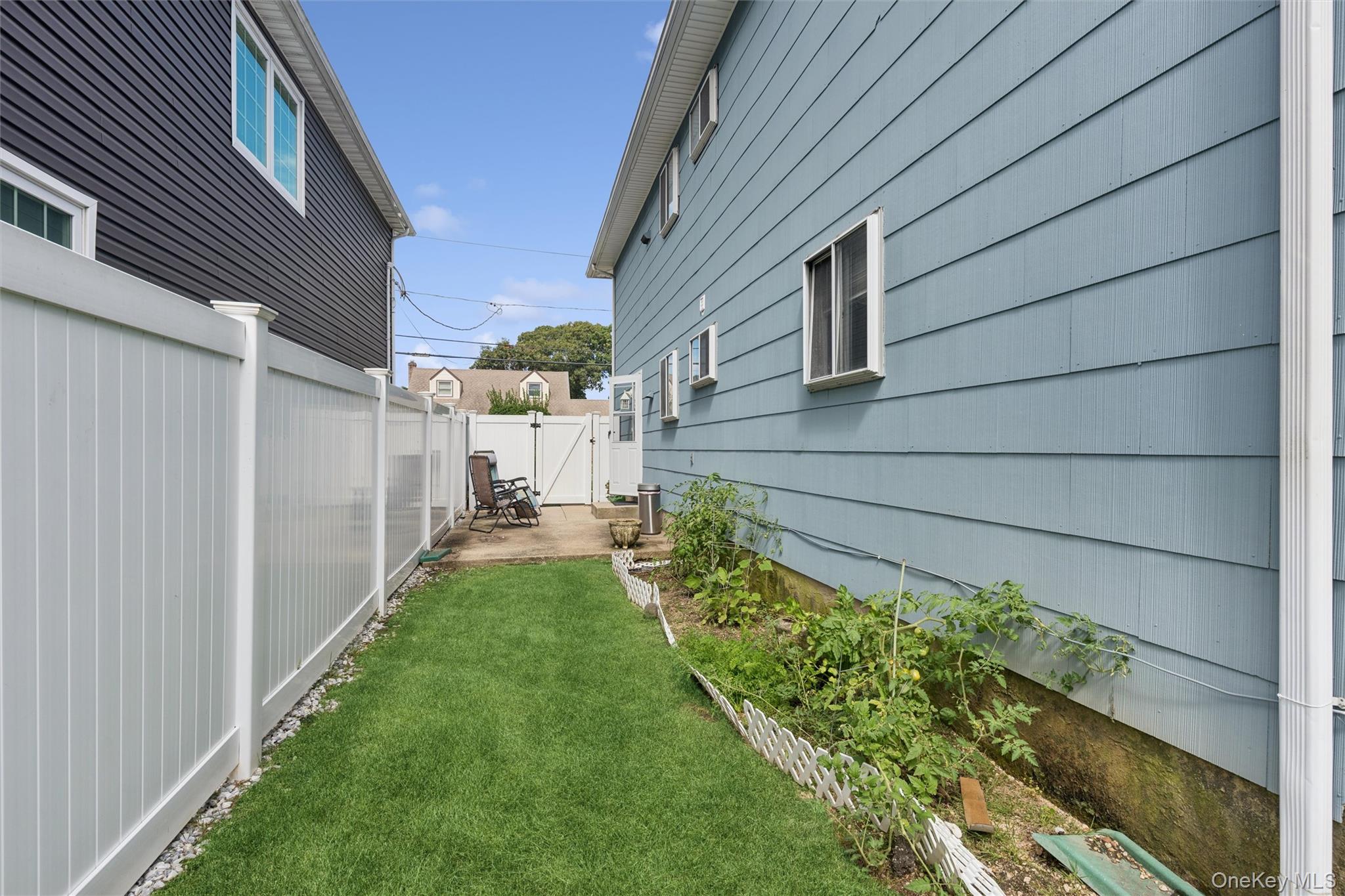 1928 Gormley Avenue Property Photo 21