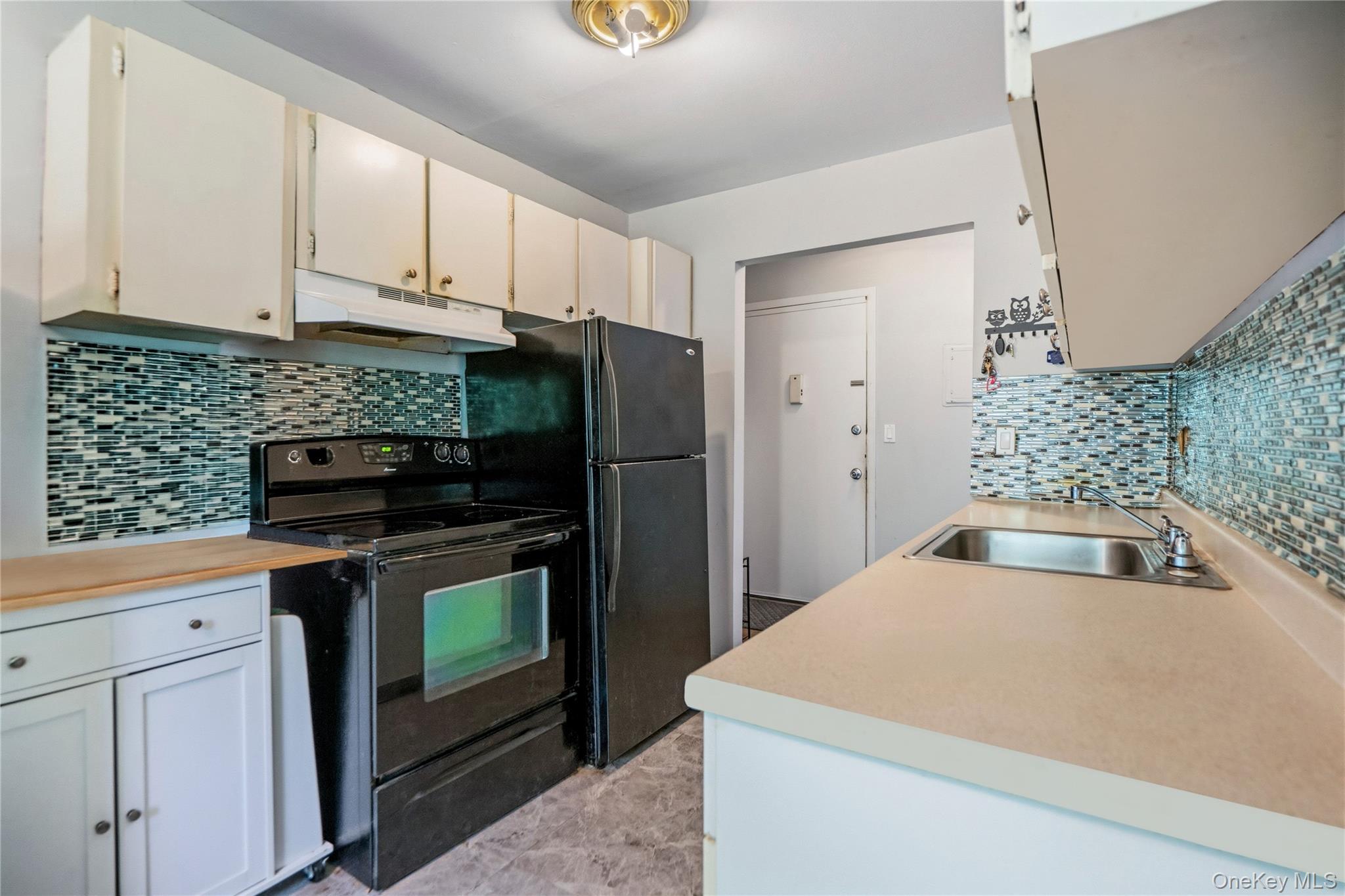 2453 Union 20b Property Photo 4