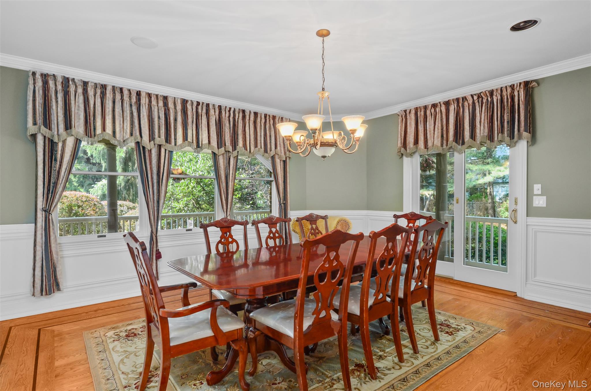 811 Canal Road Property Photo 14