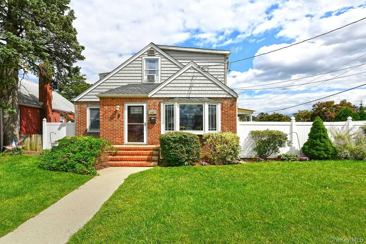 102 Roxbury Road Property Photo 2