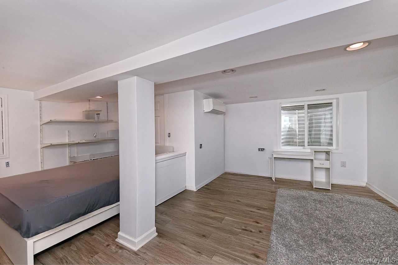 102 Roxbury Road Property Photo 15