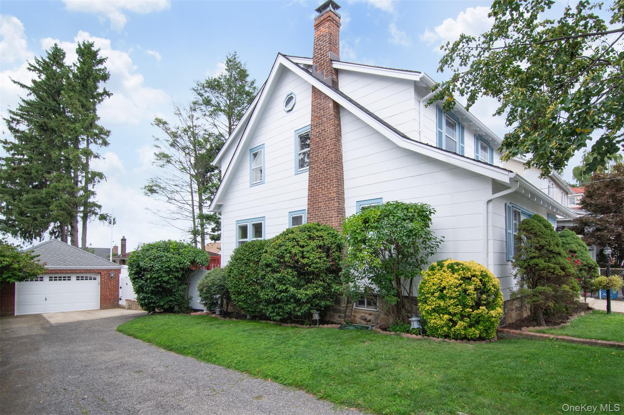 53 Briggs Avenue Property Photo 3