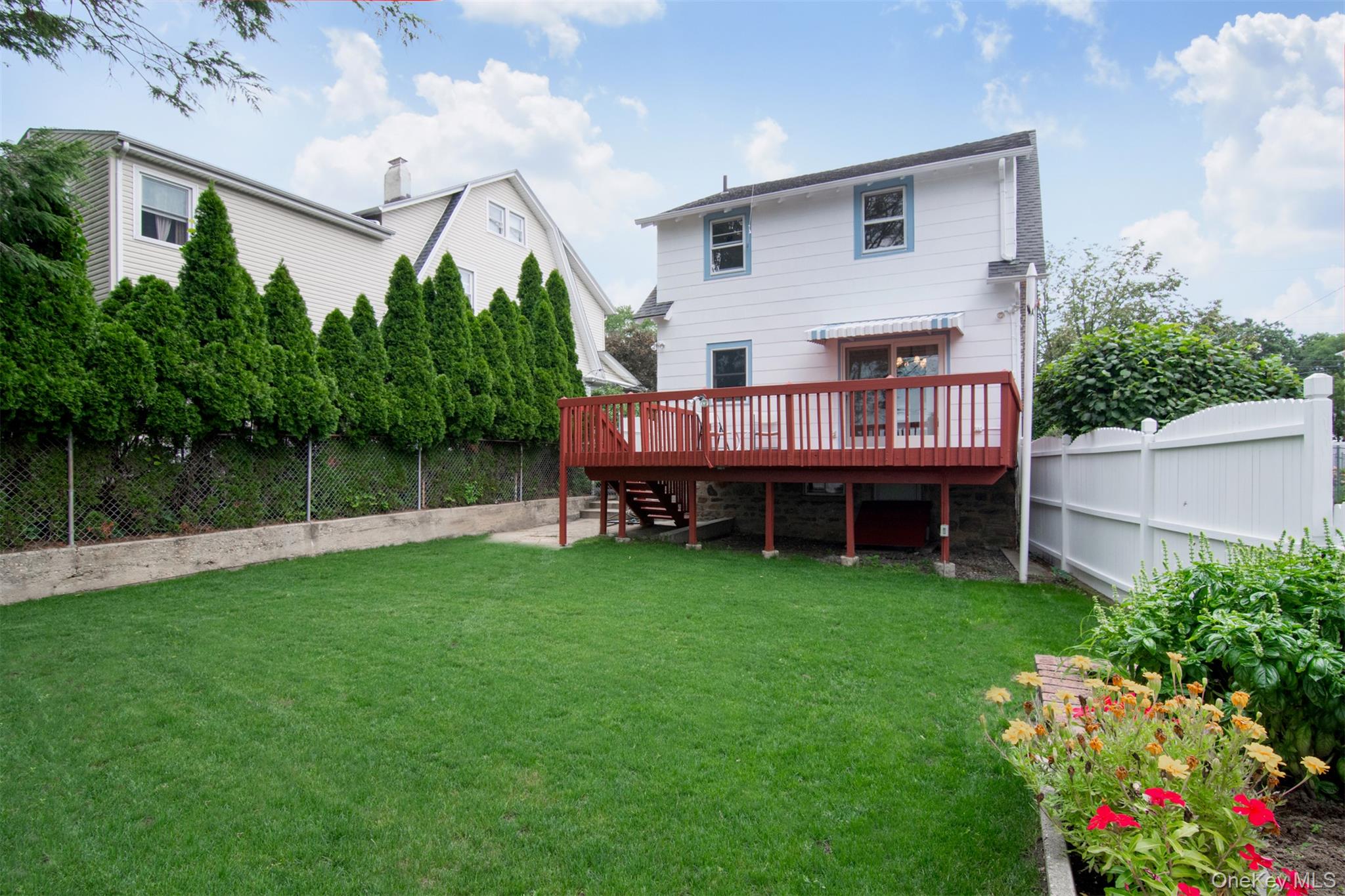 53 Briggs Avenue Property Photo 6