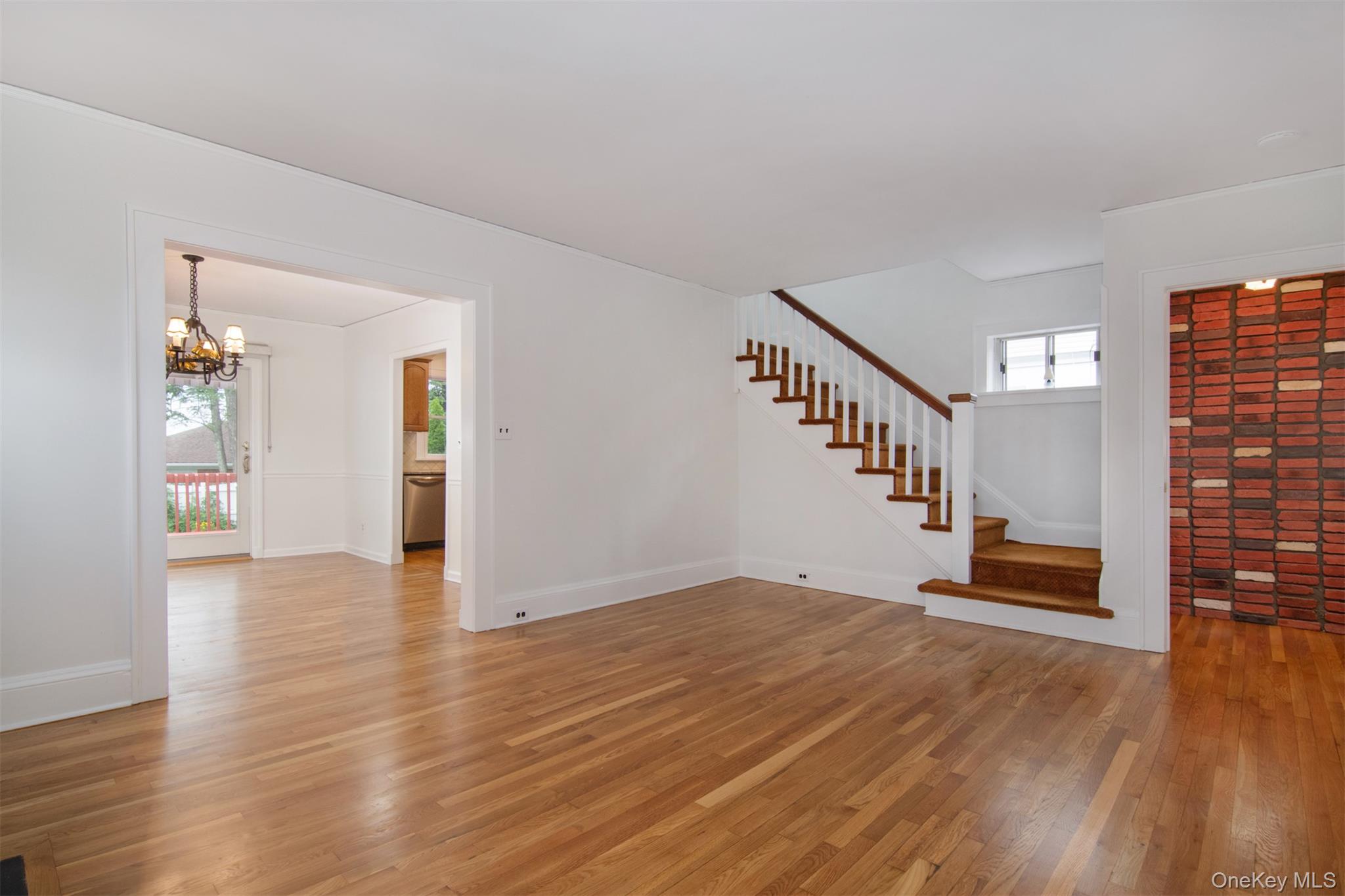 53 Briggs Avenue Property Photo 11