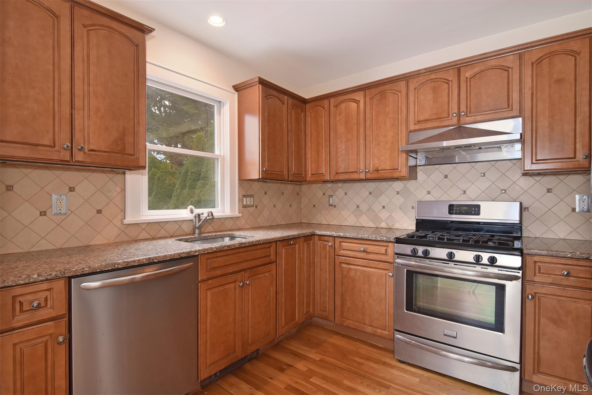 53 Briggs Avenue Property Photo 17
