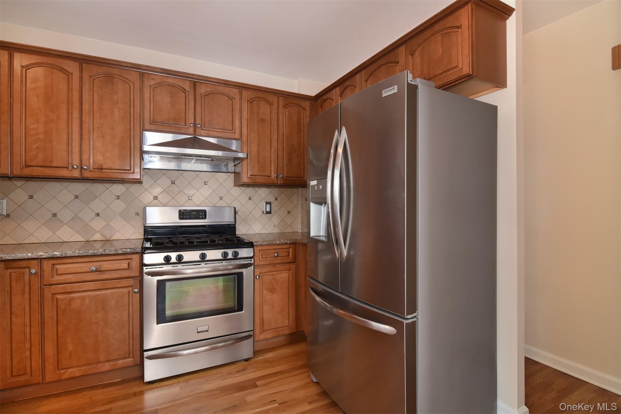 53 Briggs Avenue Property Photo 19