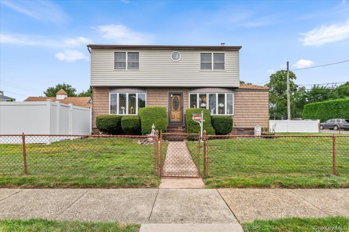 10 Enness Avenue Property Photo 1