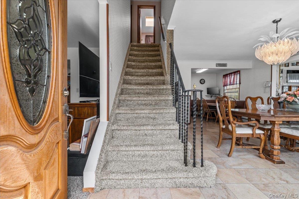 10 Enness Avenue Property Photo 3