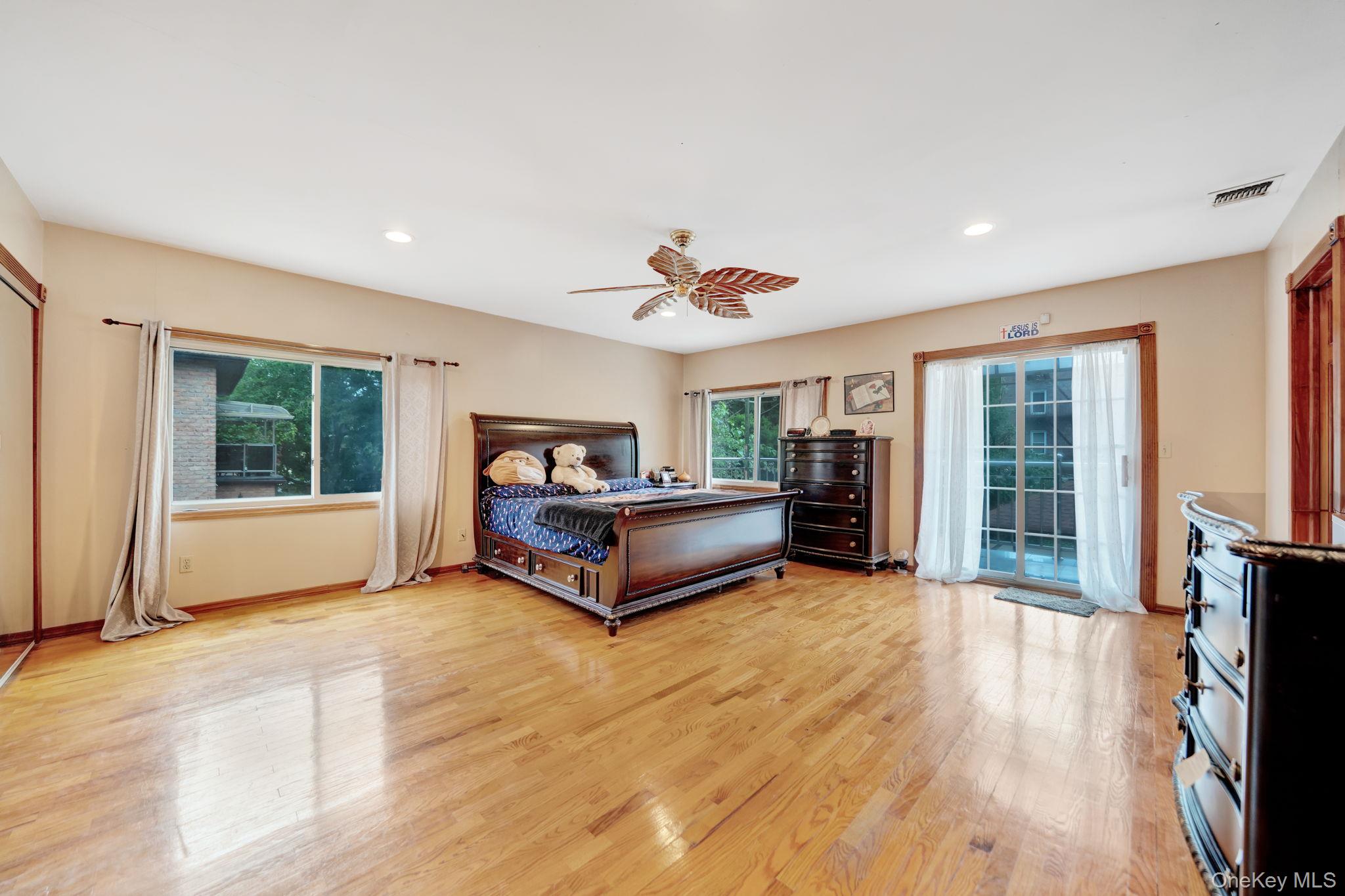19014 Haywood Road Property Photo 34