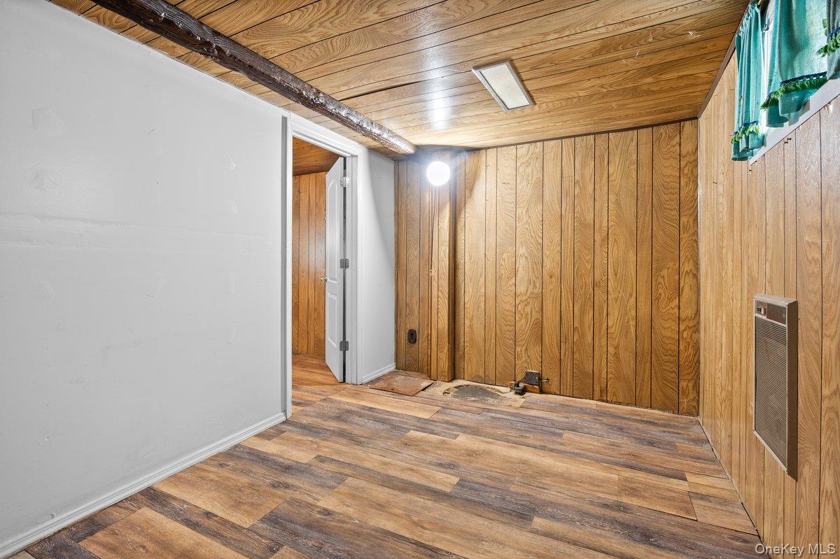 2566 Flint Avenue Property Photo 23