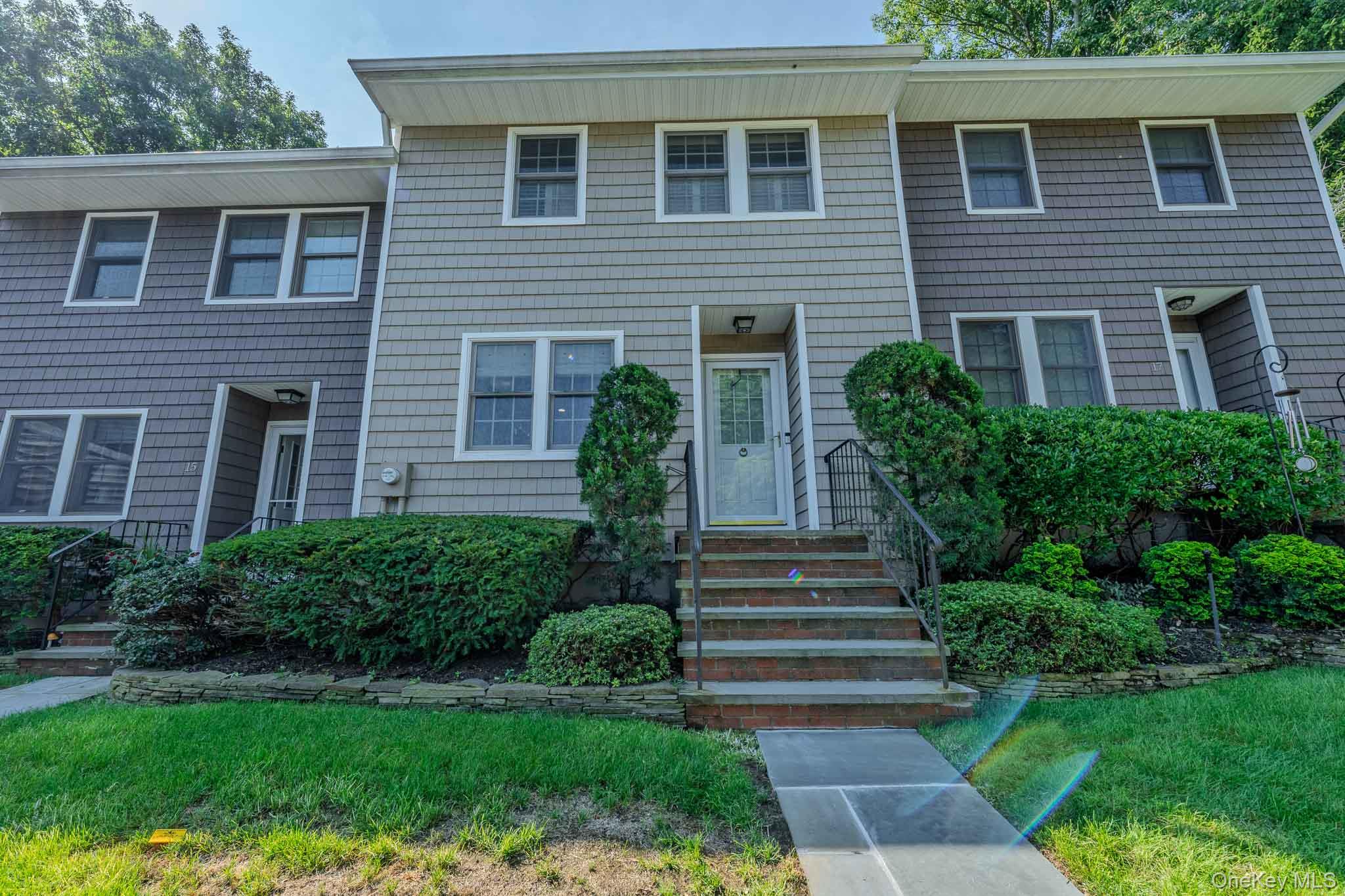 16 Pine Street Property Photo 5