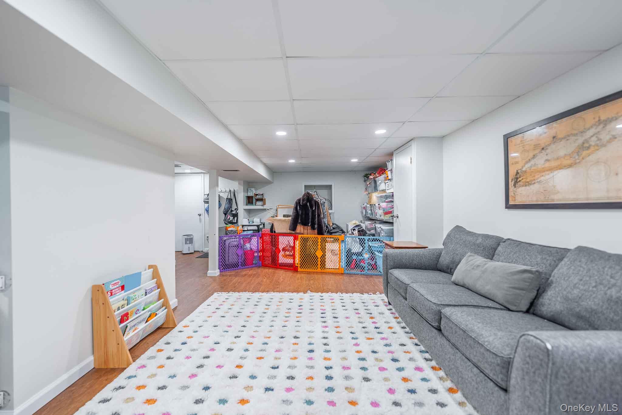16 Pine Street Property Photo 25