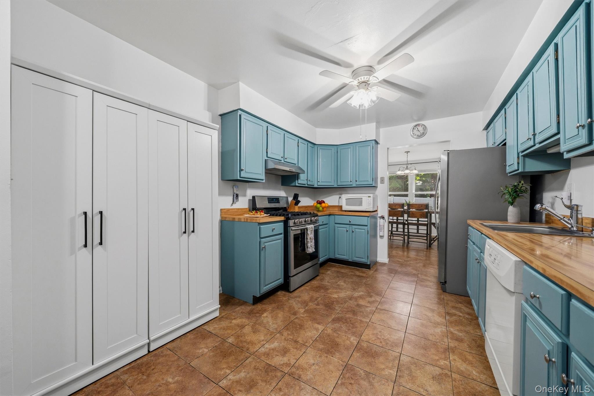 190 Country Club Drive Property Photo 19