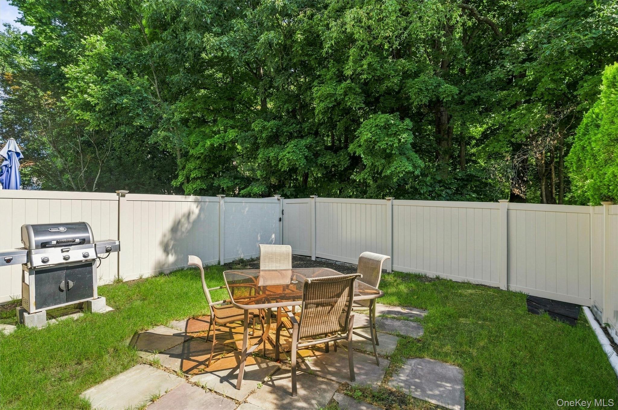 190 Country Club Drive Property Photo 36