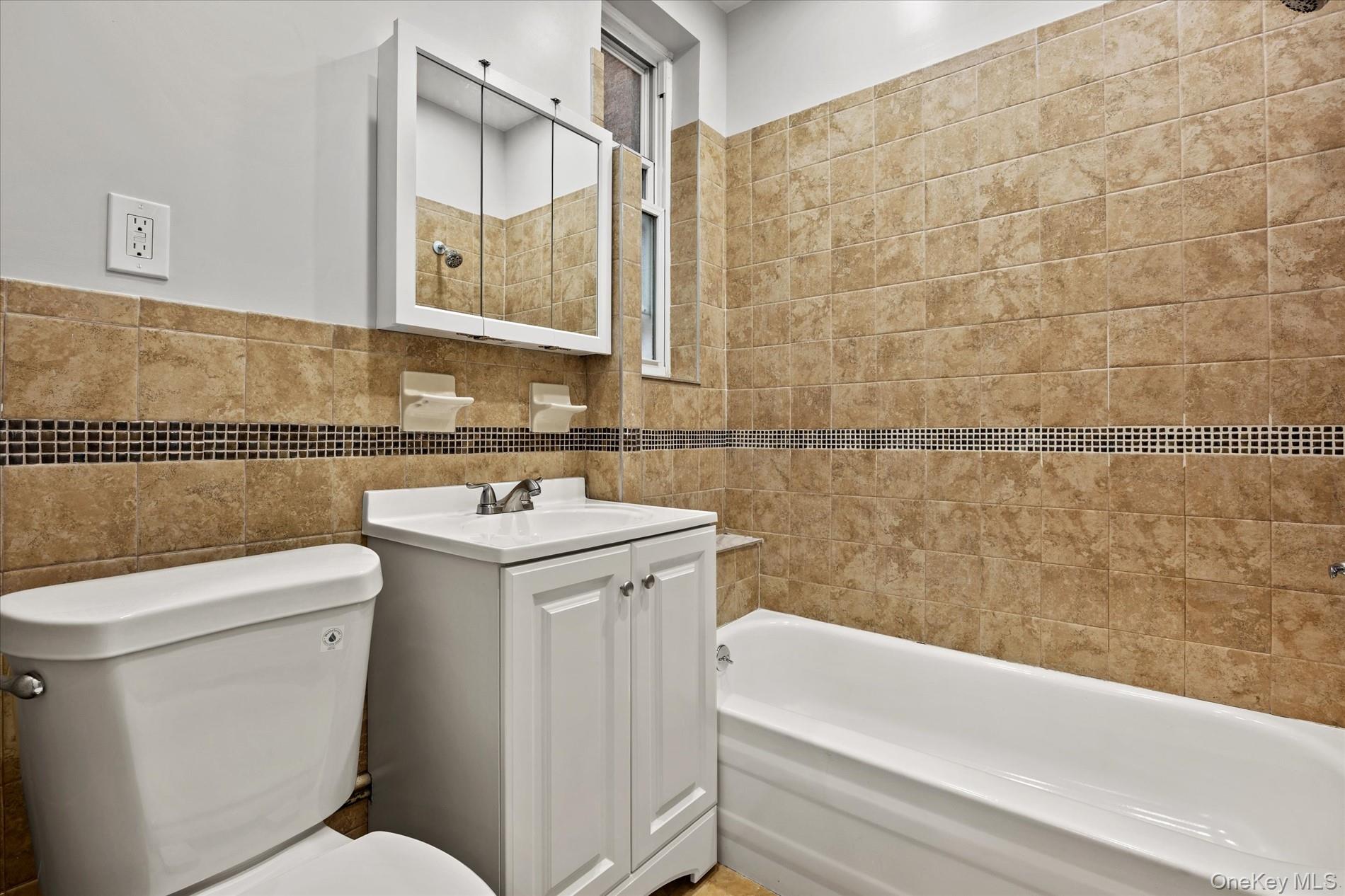 325 Autumn Avenue 1 Property Photo 12