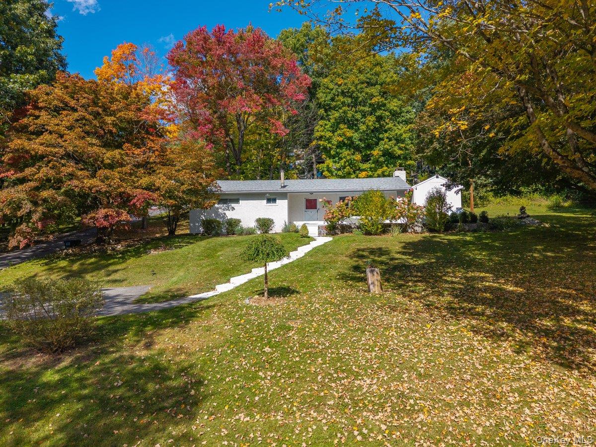 18 Blueberry Hill Road Property Photo 1