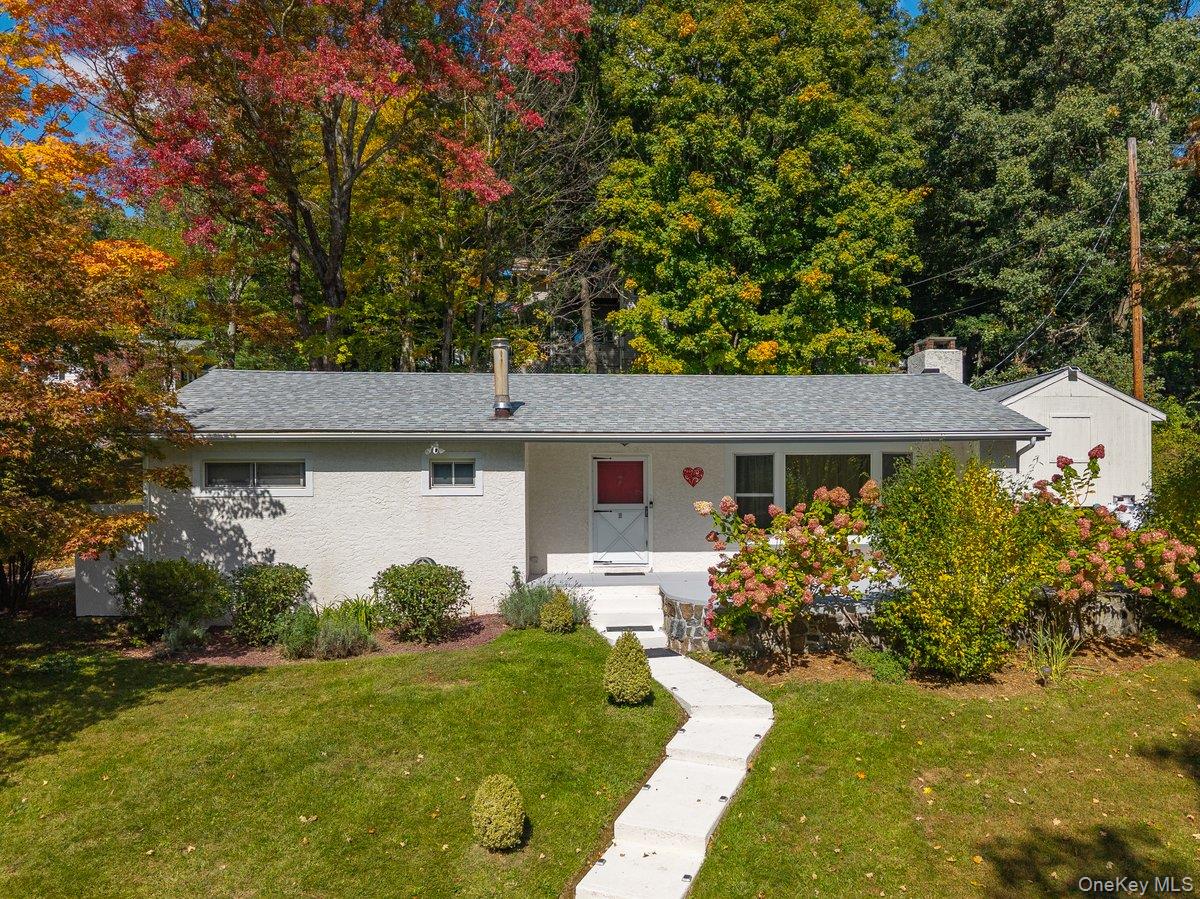 18 Blueberry Hill Road Property Photo 2