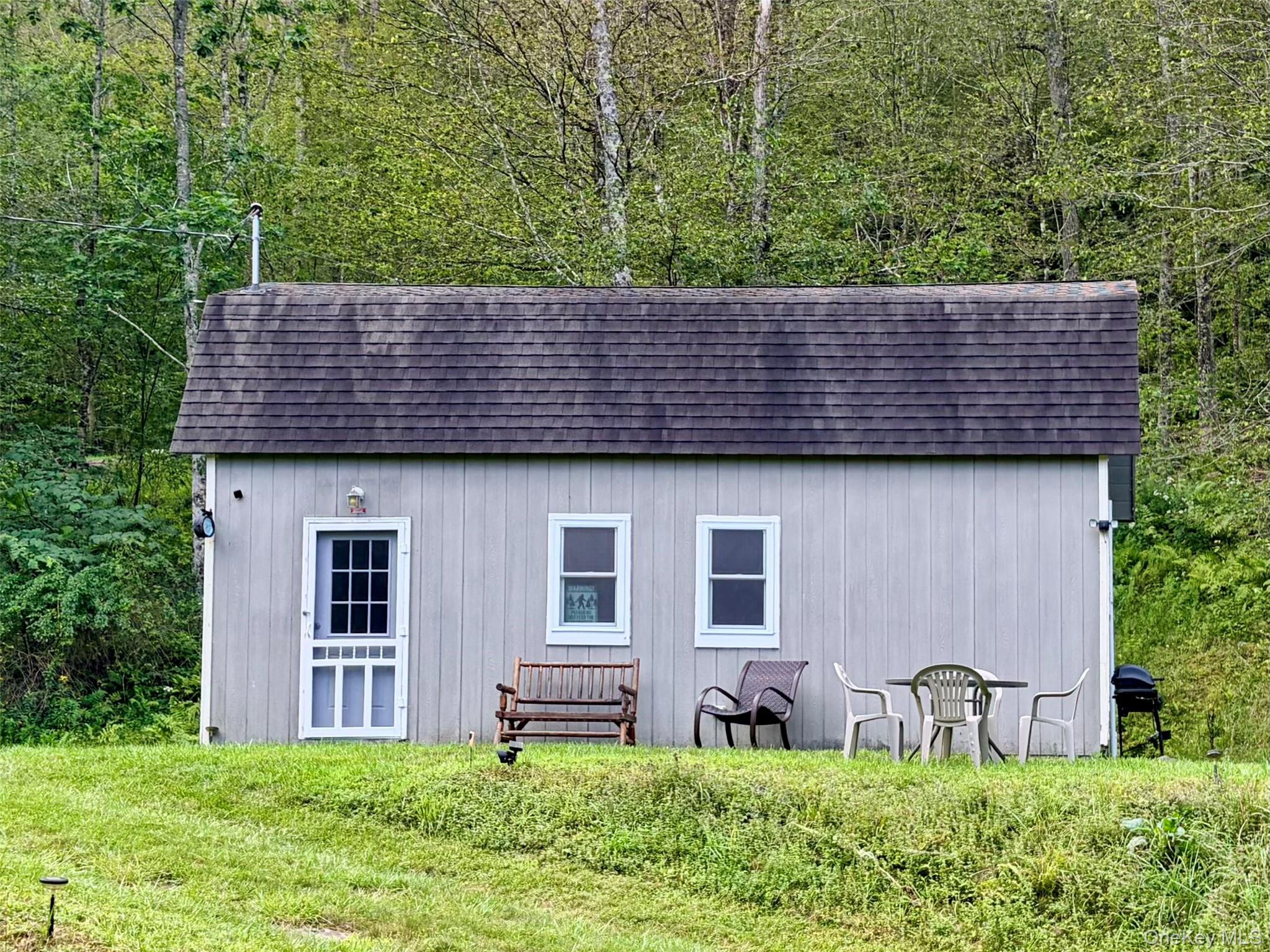 494 Doyle Road Property Photo 2