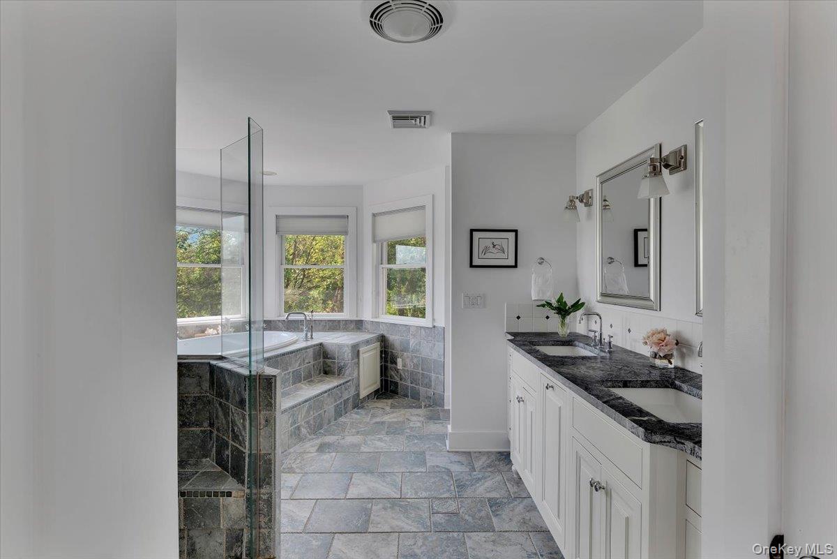 248 Van Wies Point Road Property Photo 23