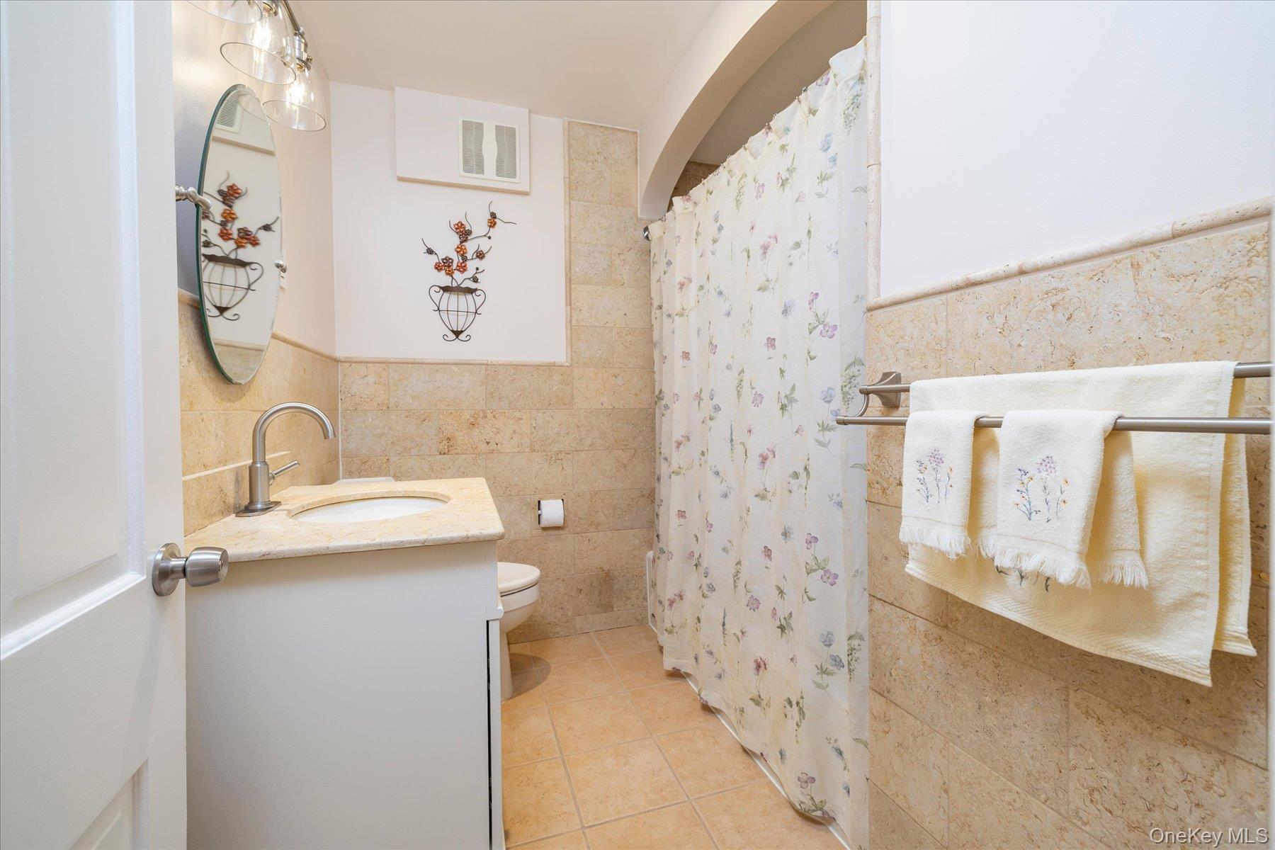 146 Beverly Avenue Property Photo 17