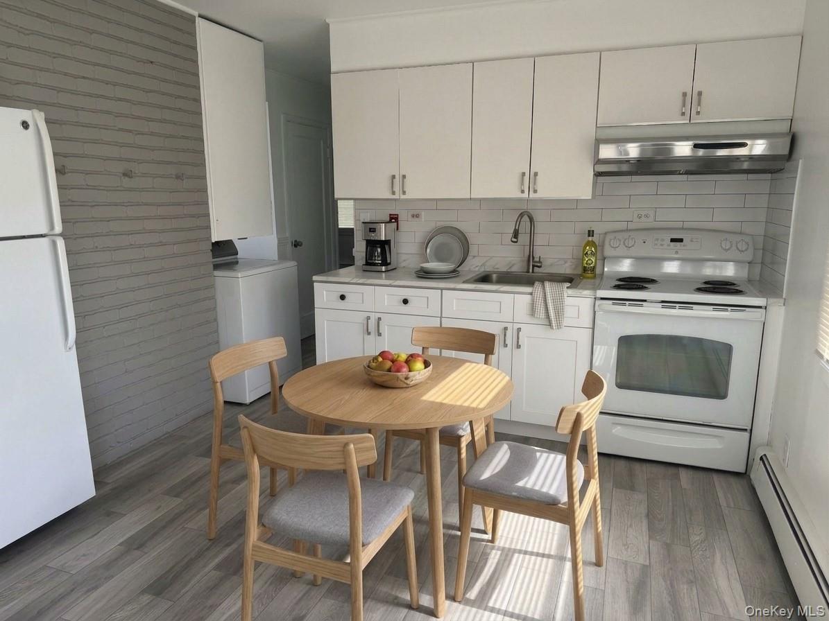 1041570 Property Photo 3