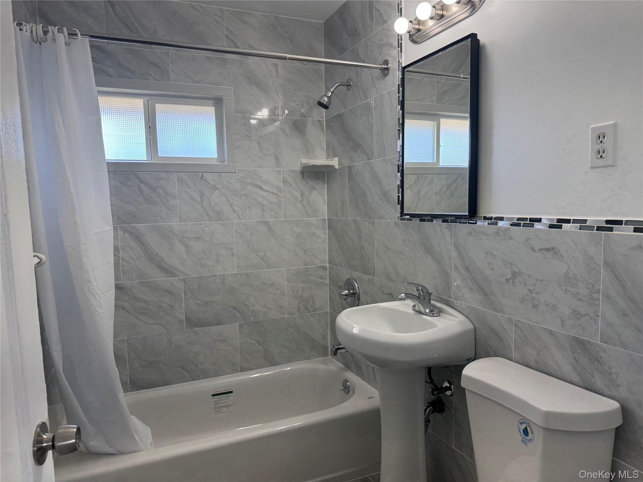 1041570 Property Photo 9