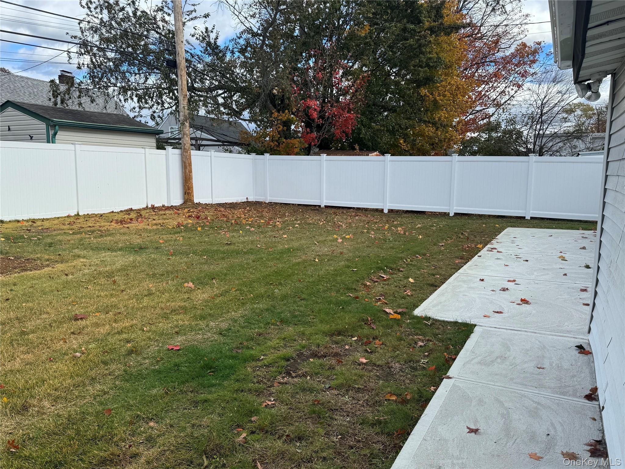 1041570 Property Photo 14