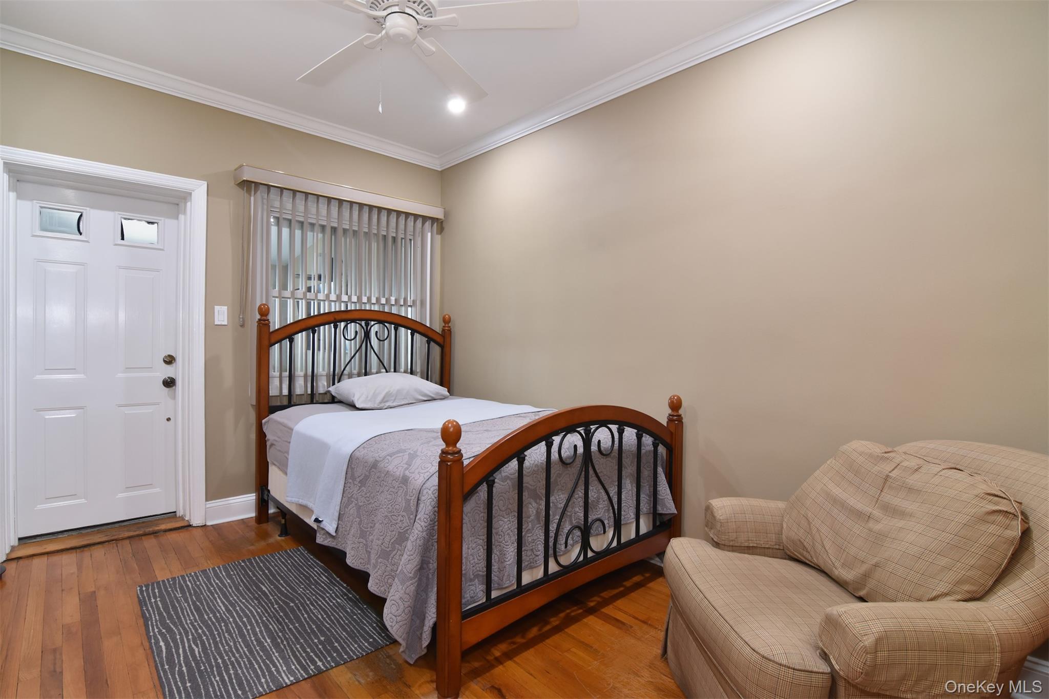 2533 Tenbroeck Avenue Property Photo 14